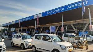 Read more about the article Effortless Journey: Discover the Best Shuttle Service from Siliguri to Bagdogra Airport